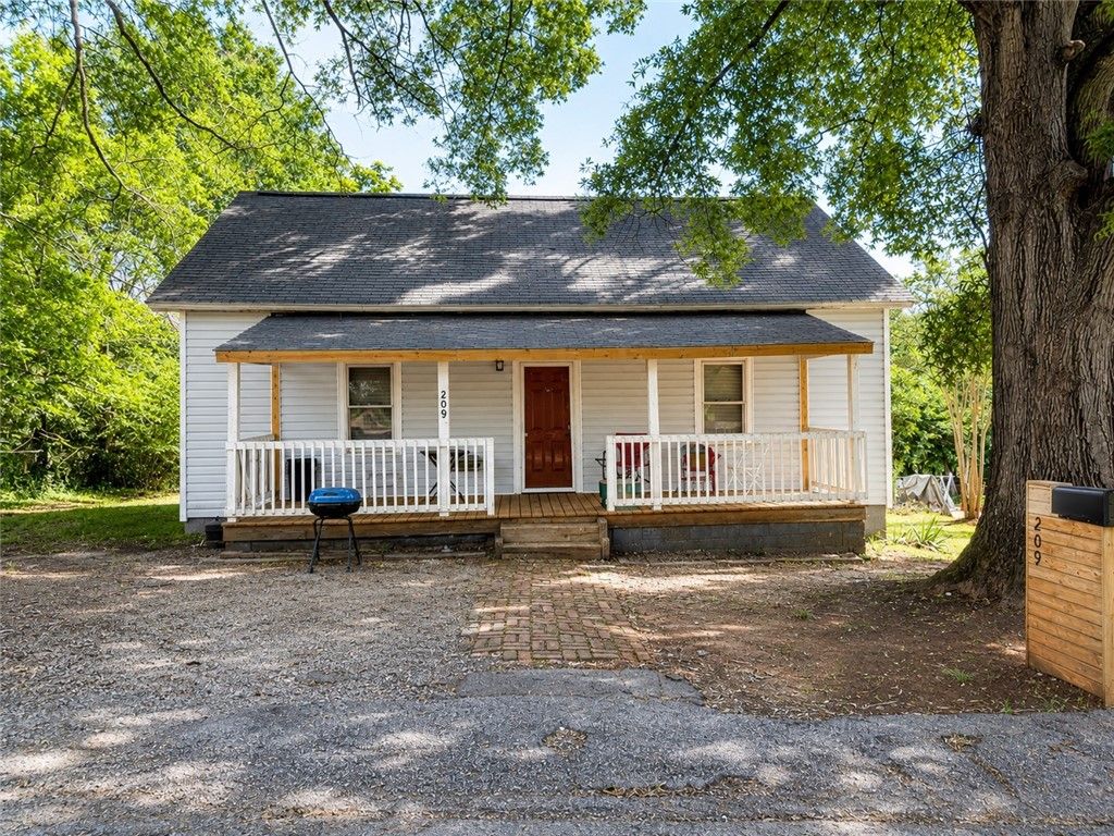 209 Bailey Street, Anderson, SC 29621