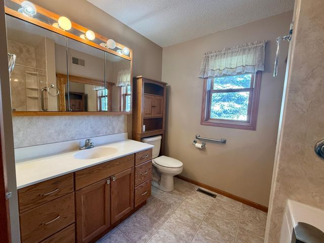 236 Wilson Street, Alden, MN 56009