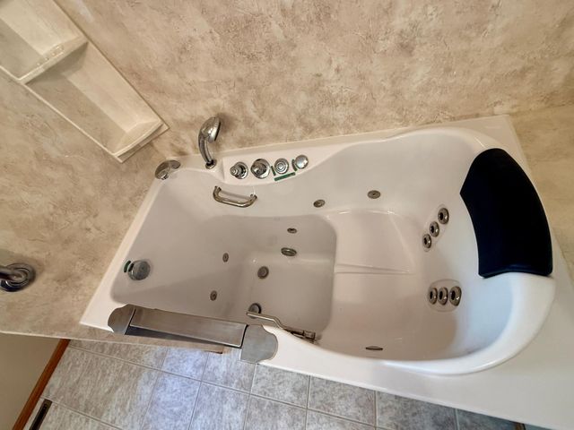 236 Wilson Street, Alden, MN 56009