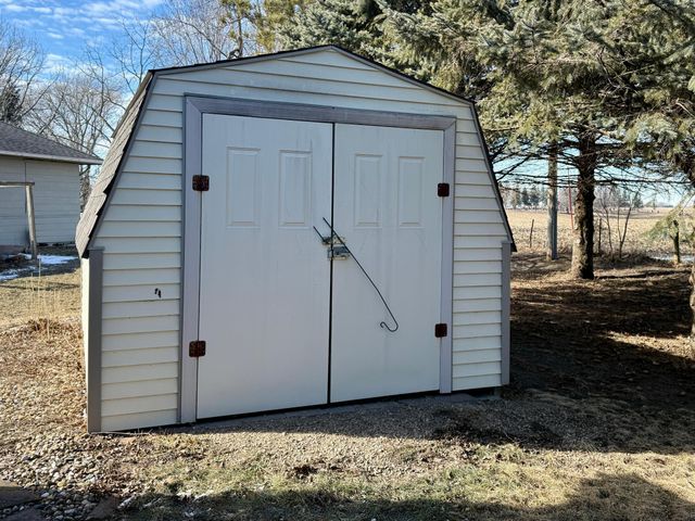 236 Wilson Street, Alden, MN 56009