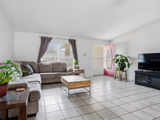 2618 RIDGETOP WAY, Valrico, FL 33594