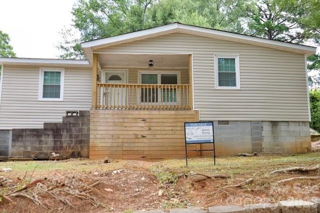 108 Dye Street, Chester, SC 29706