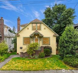 741 N 67th Street, Seattle, WA 98103