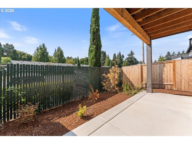 13144 SEASONS Ln, Oregon City, OR 97045