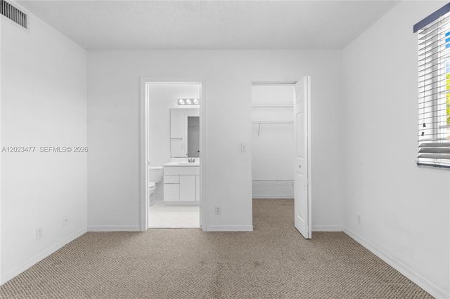 3818 San Simeon Cir, Weston, FL 33331