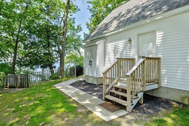 154 Lakewood Drive, Swanton, VT 05488