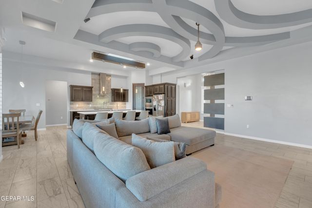 1160 STOKE Street, El Paso, TX 79928