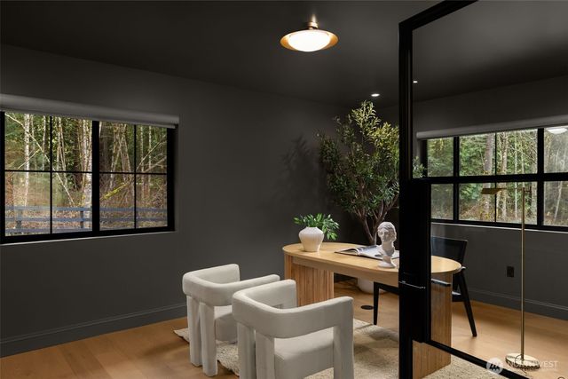 25145 SE Tiger Mountain Road, Issaquah, WA 98027