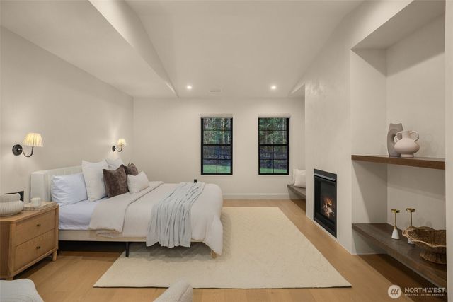 25145 SE Tiger Mountain Road, Issaquah, WA 98027