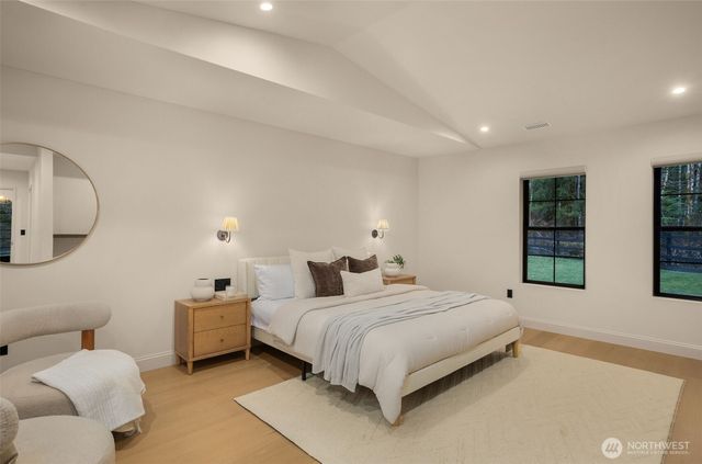 25145 SE Tiger Mountain Road, Issaquah, WA 98027