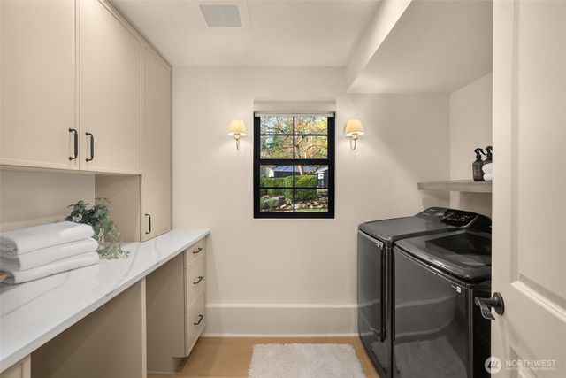 25145 SE Tiger Mountain Road, Issaquah, WA 98027