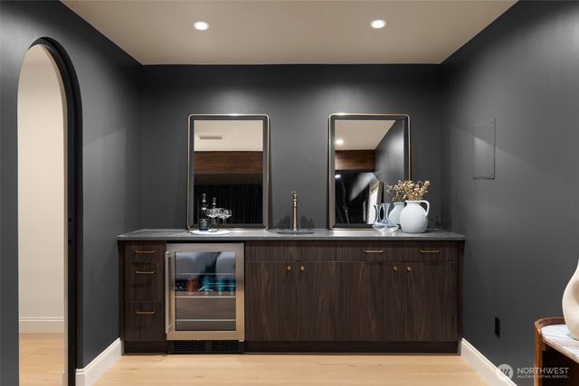 25145 SE Tiger Mountain Road, Issaquah, WA 98027