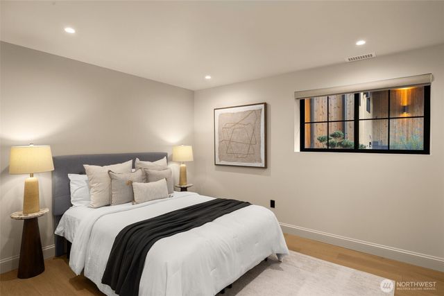 25145 SE Tiger Mountain Road, Issaquah, WA 98027