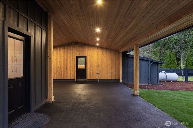 25145 SE Tiger Mountain Road, Issaquah, WA 98027