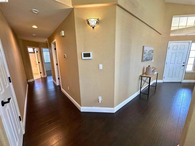 123 Putter Dr, Brentwood, CA 94513