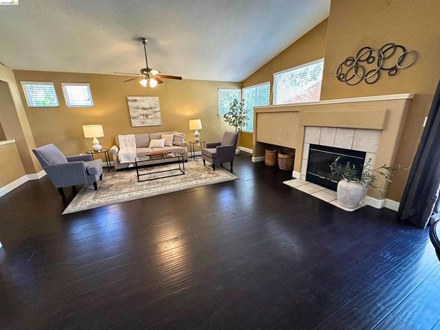 123 Putter Dr, Brentwood, CA 94513