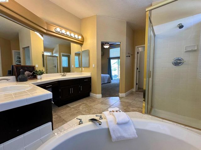 123 Putter Dr, Brentwood, CA 94513