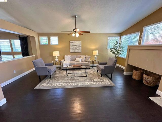 123 Putter Dr, Brentwood, CA 94513