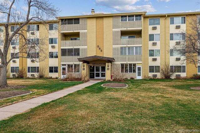 585 S Alton Way 12B, Denver, CO 80247