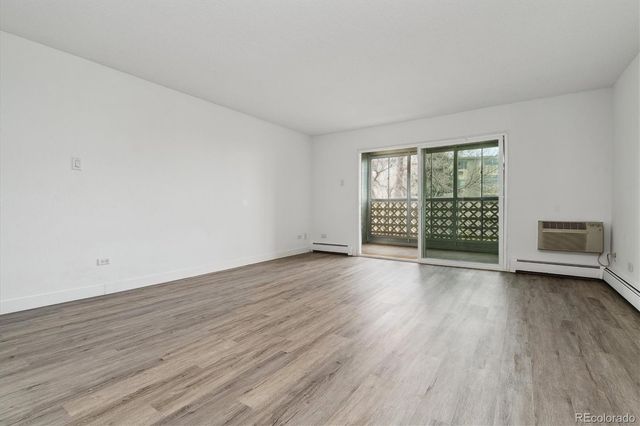 585 S Alton Way 12B, Denver, CO 80247