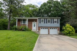 334 N Brookshore Drive, Shorewood, IL 60404