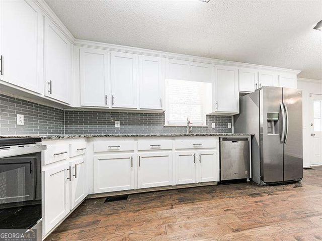 4440 Whiteleaf Way, Canton, GA 30115