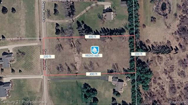 1920 Deer Run Lane, Leonard, MI 48367