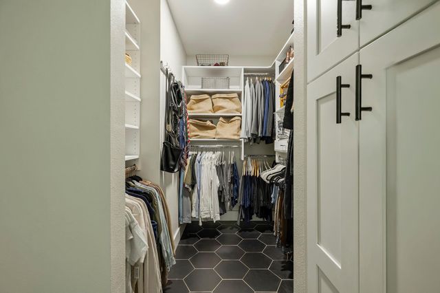 1004 Lime Rock DR, Round Rock, TX 78681