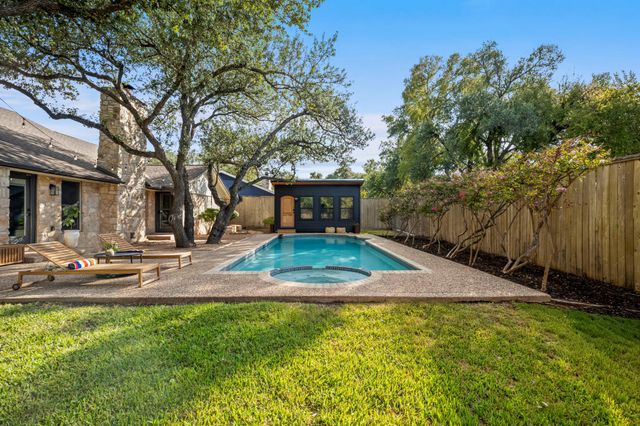 1004 Lime Rock DR, Round Rock, TX 78681