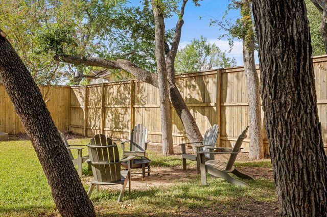 1004 Lime Rock DR, Round Rock, TX 78681