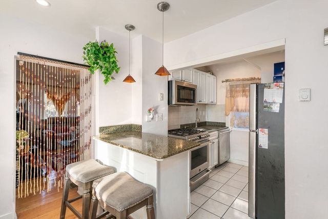 7 Sidney Ave, Lynn, MA 01902