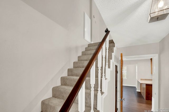 603 N Rachel St, Falls City, TX 78113