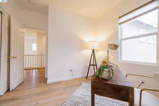 2849 Chocolate St, Pleasanton, CA 94588