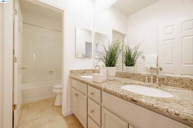 2849 Chocolate St, Pleasanton, CA 94588