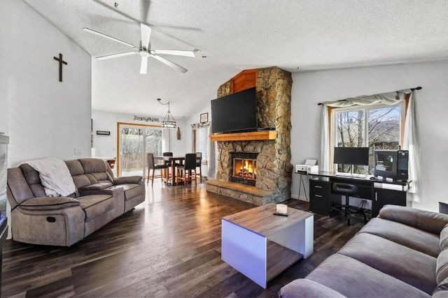 115 West Ridge Circle, Cambridge, WI 53523