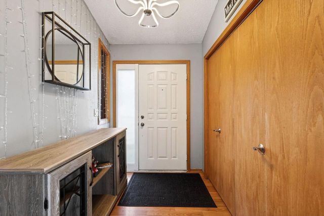 115 West Ridge Circle, Cambridge, WI 53523