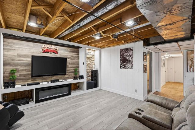 115 West Ridge Circle, Cambridge, WI 53523