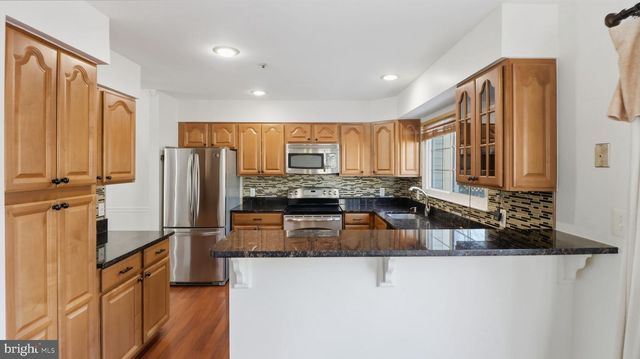 8417 MEADOW GREEN WAY, Gaithersburg, MD 20877