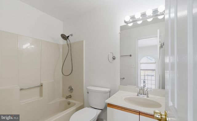 8417 MEADOW GREEN WAY, Gaithersburg, MD 20877