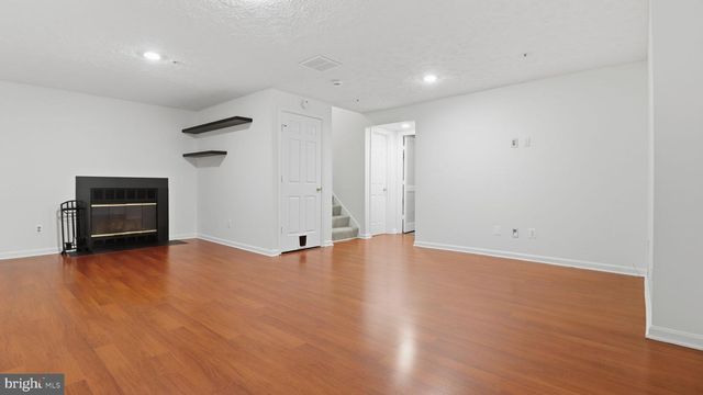 8417 MEADOW GREEN WAY, Gaithersburg, MD 20877