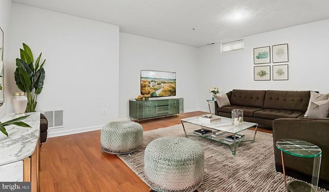 8417 MEADOW GREEN WAY, Gaithersburg, MD 20877