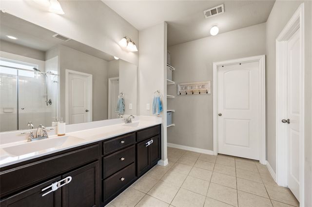 616 Chippewa Way, Aubrey, TX 76227