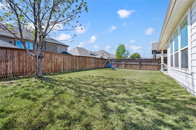 616 Chippewa Way, Aubrey, TX 76227