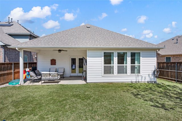 616 Chippewa Way, Aubrey, TX 76227