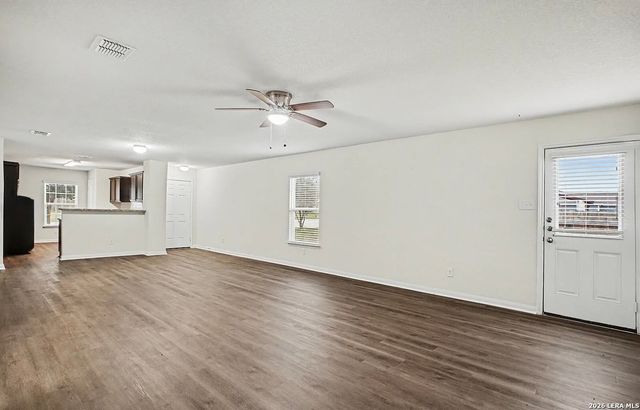 7543 Bowdre, San Antonio, TX 78252