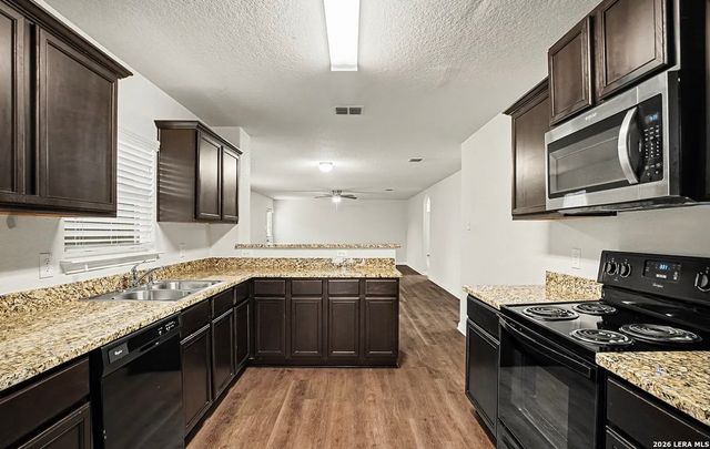 7543 Bowdre, San Antonio, TX 78252