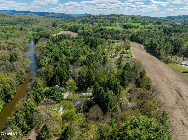 42 Battenkill Evergreens, Jackson, NY 12865