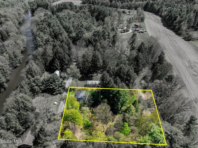 42 Battenkill Evergreens, Jackson, NY 12865