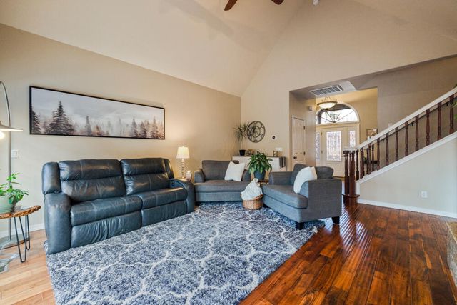 6754 Willet Way, Klamath Falls, OR 97601