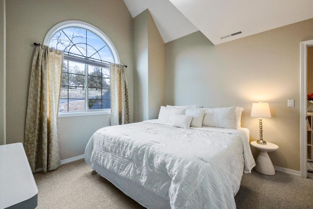 6754 Willet Way, Klamath Falls, OR 97601